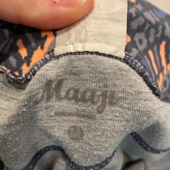 Maaji size medium fitted sweats - Picture 2 of 4